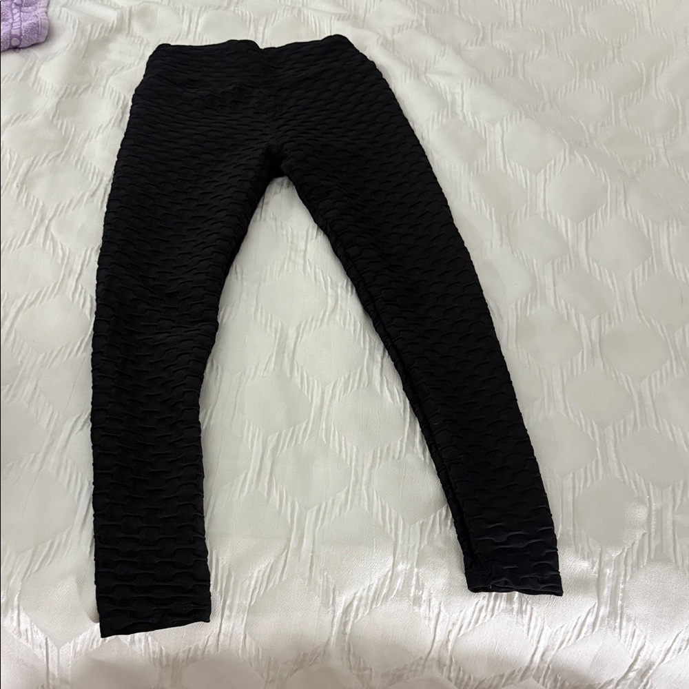 Black Textured Leggings